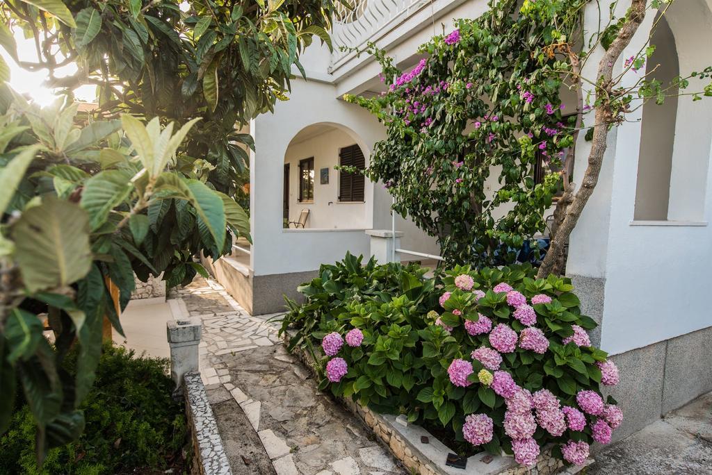 Appartement Biserka Rogoznica (Sibenik-Knin)