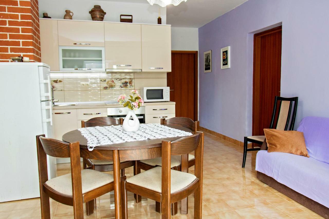 Appartement Biserka Rogoznica (Sibenik-Knin)